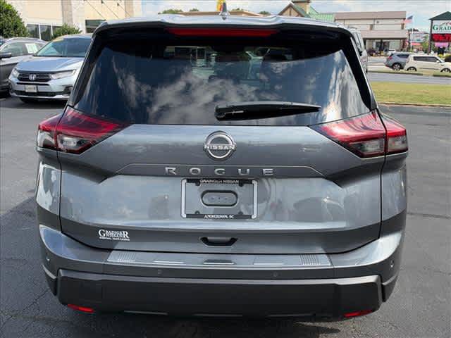 Used 2026 Nissan Rogue SV FWD image 4