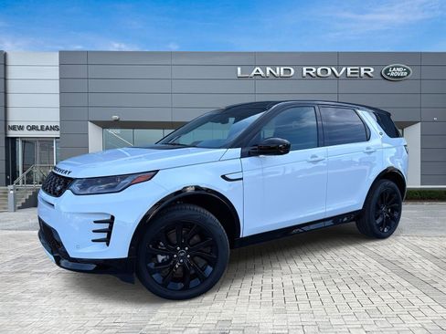 New 2025 Land Rover Discovery Sport Dynamic SE image 1
