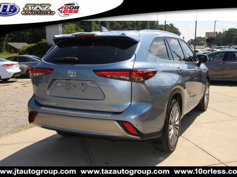 Used 2021 Toyota Highlander Platinum AWD/4WD image 5