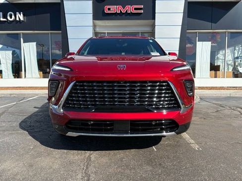 New 2026 Buick Enclave Avenir image 5