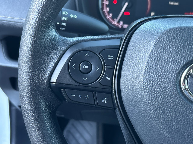 Certified 2025 Toyota RAV4 LE FWD image 30