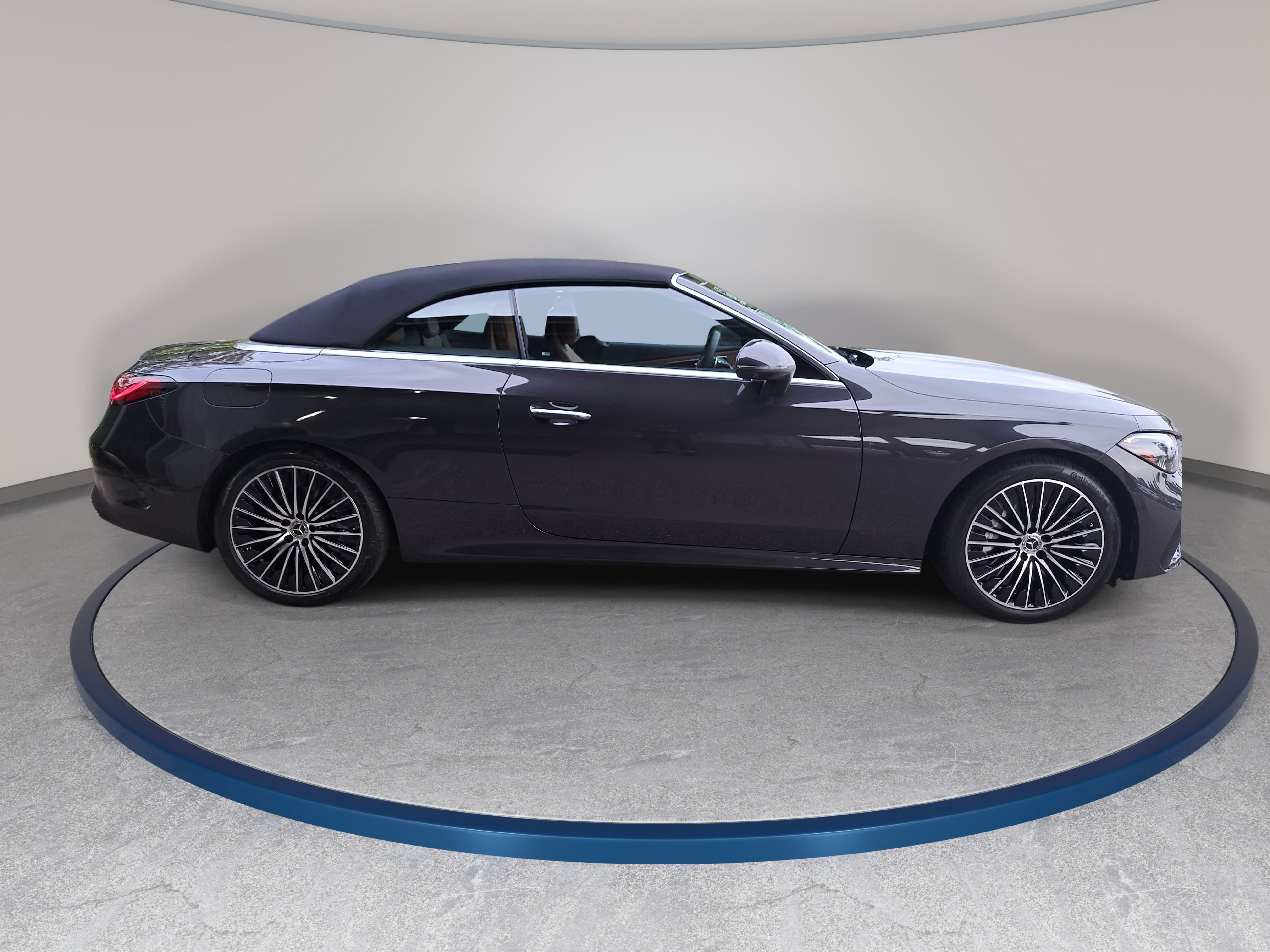 New 2027 Mercedes-Benz CLE 450 4MATIC Cabriolet image 4