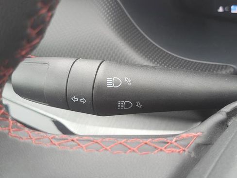 Used 2024 Jeep Compass Trailhawk w/ Trailhawk Elite Group image 10