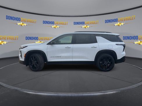New 2026 Chevrolet Traverse RS image 5
