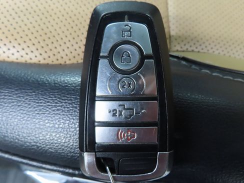 Used 2021 Ford F150 Lariat w/ Equipment Group 502A High image 75