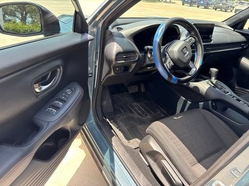 Used 2023 Honda HR-V Sport image 7