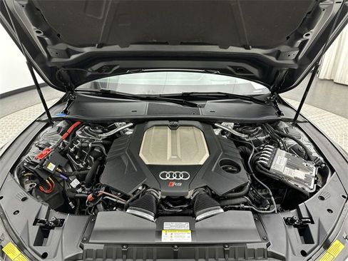 Used 2022 Audi RS 7 Sportback w/ Black Optic Package image 26