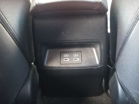 Used 2024 Toyota Corolla SE FWD image 15