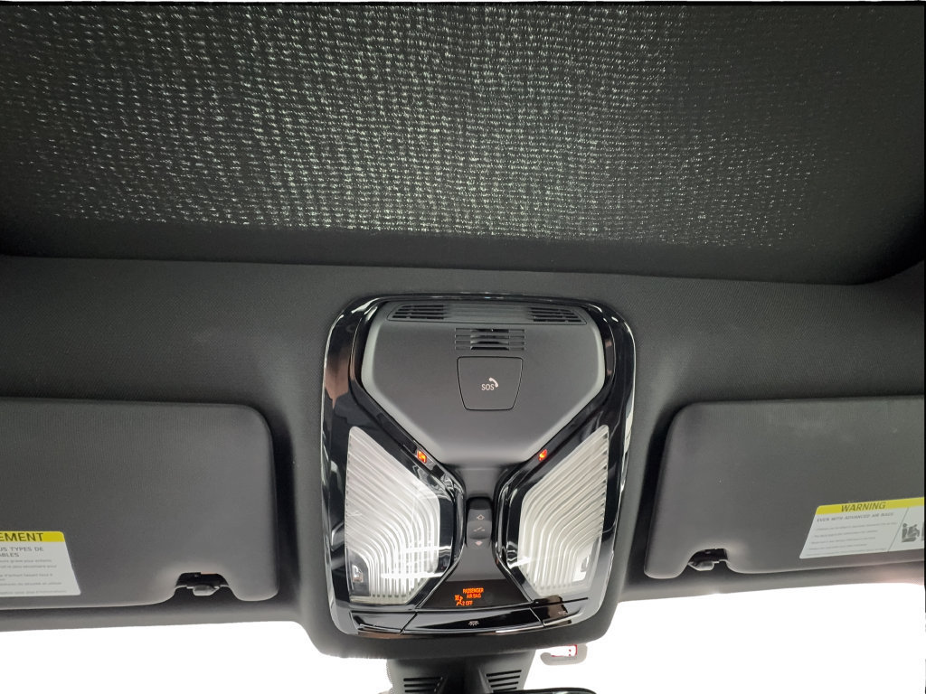 Used 2022 BMW 230i Coupe w/ Premium Package 2 RWD image 47
