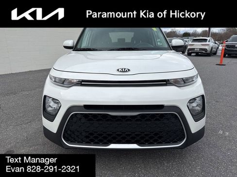 Used 2021 Kia Soul LX FWD image 2