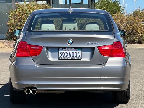 Used 2011 BMW 328i Sedan RWD image 8