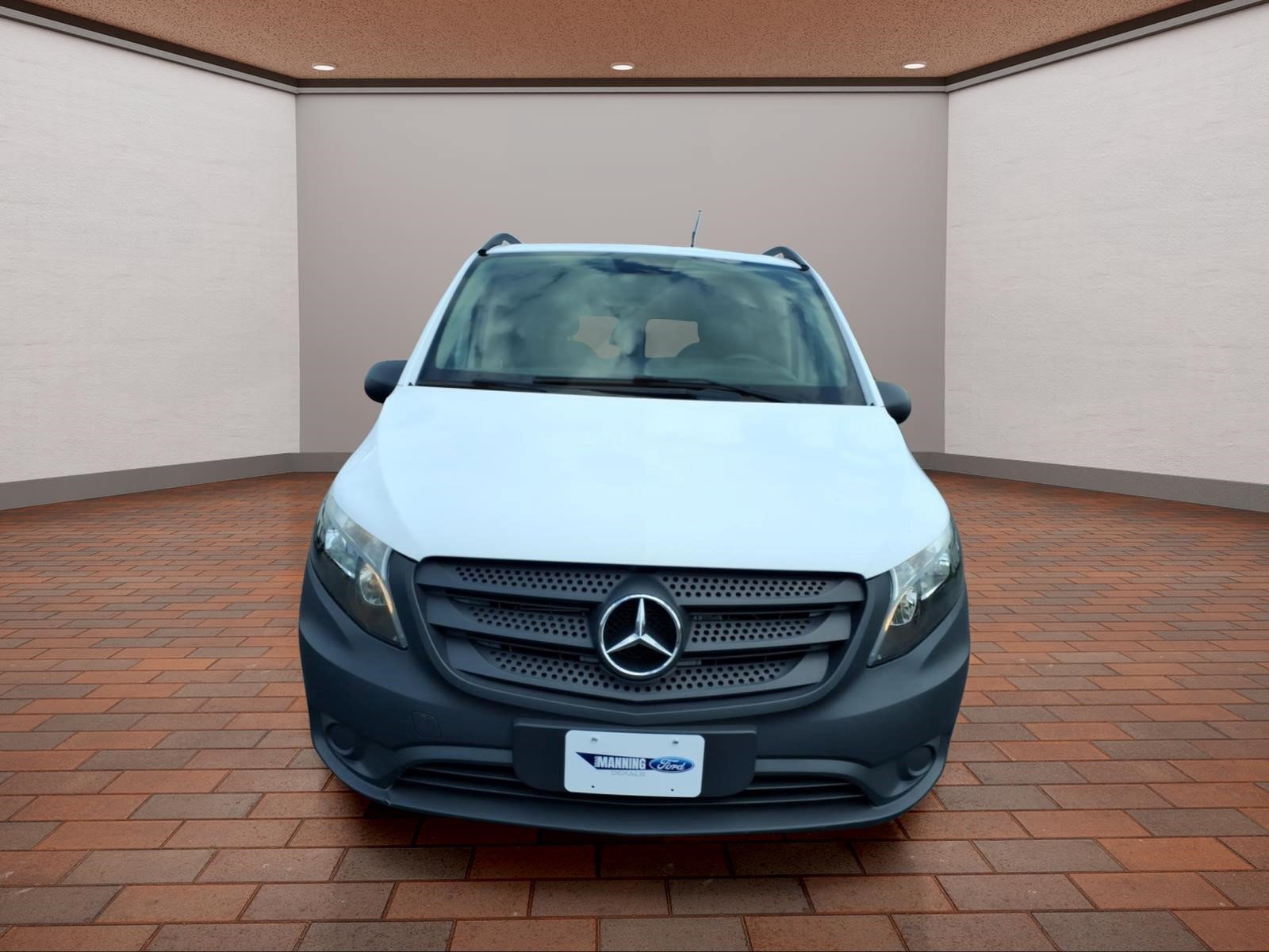 Used 2018 Mercedes-Benz Metris image 3
