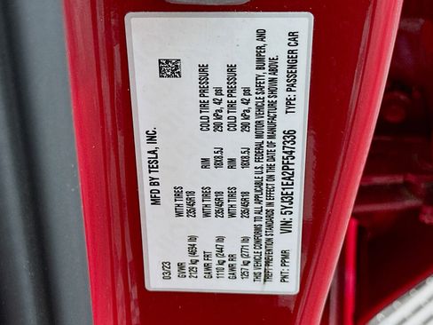 Used 2023 Tesla Model 3 Standard Range image 12