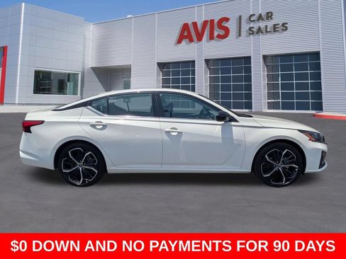 Used 2025 Nissan Altima 2.5 SR FWD image 5