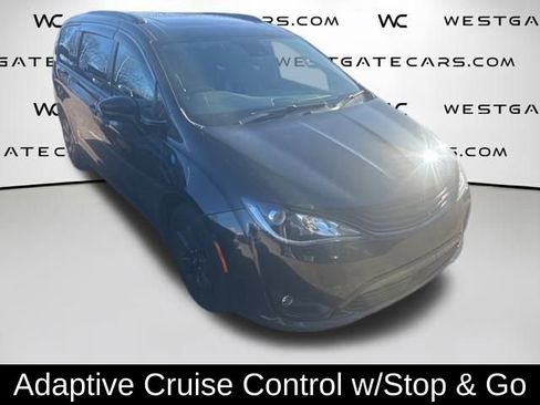 Used 2019 Chrysler Pacifica Limited w/ Advanced Safetytec Group image 32