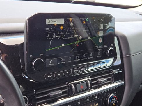 Used 2023 Nissan Pathfinder SL image 31