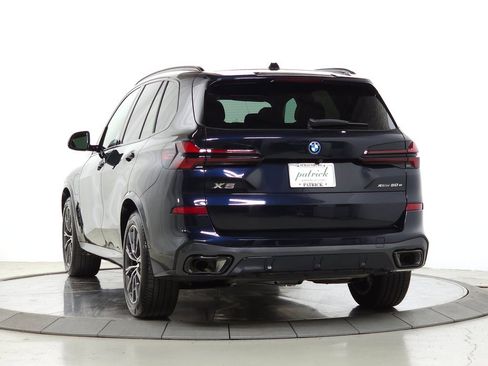 Used 2025 BMW X5 xDrive50e w/ M Sport Package AWD/4WD image 7