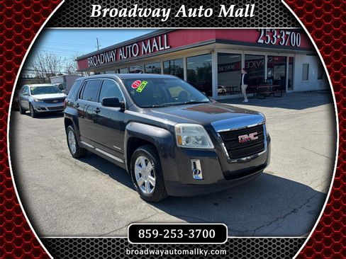 Used 2013 GMC Terrain SLE image 1