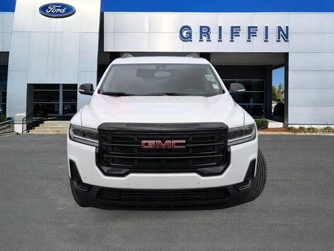 Used 2023 GMC Acadia SLE w/ Driver Convenience Package FWD image 12