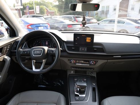 Used 2020 Audi Q5 2.0T Premium AWD/4WD image 21
