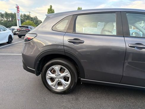 Used 2023 Honda HR-V LX image 4