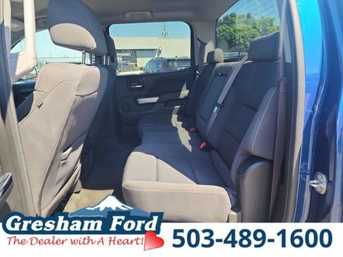Used 2017 Chevrolet Silverado 1500 LT w/ LT Eassist Package AWD/4WD image 28
