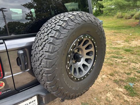 Used 2021 Jeep Wrangler Unlimited Sport AWD/4WD image 9