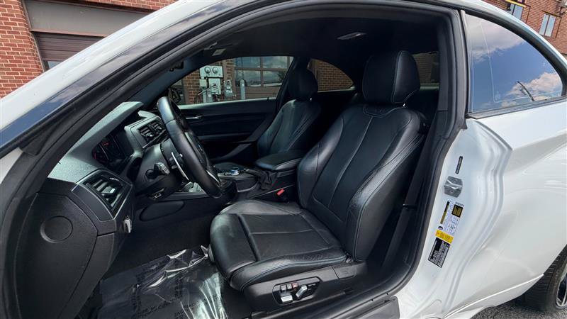 Used 2018 BMW M2 w/ Executive Package RWD image 17