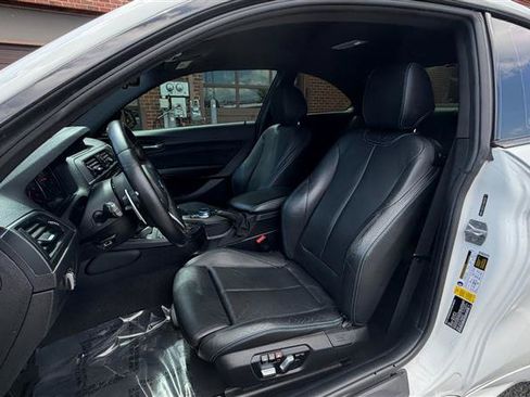Used 2018 BMW M2 w/ Executive Package RWD image 17