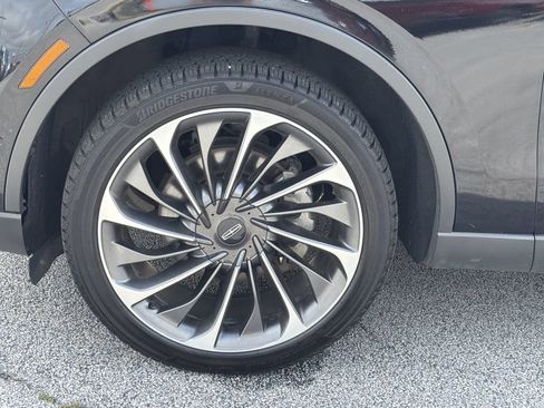 Used 2022 Lincoln Aviator Reserve w/ Equipment Group 201A AWD/4WD image 24