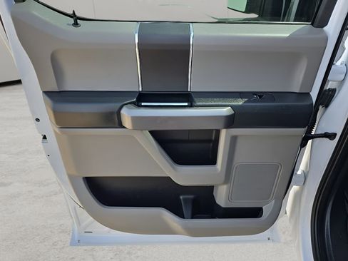 Used 2019 Ford F150 XLT w/ Trailer Tow Package AWD/4WD image 30