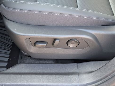 New 2026 Buick Envision Preferred image 6