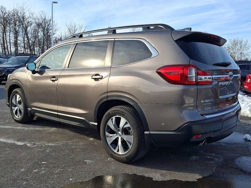 Used 2021 Subaru Ascent Premium w/ Convenience Package image 6