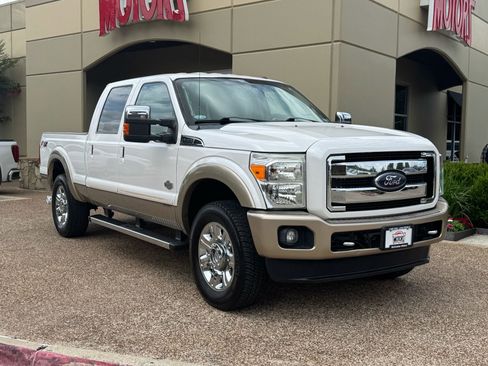 Used 2012 Ford F250 King Ranch w/ King Ranch w/Chrome Pkg AWD/4WD image 6