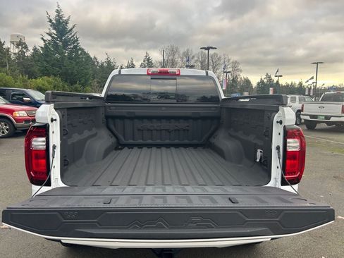 Used 2023 GMC Canyon AT4X w/ Edition 1 AWD/4WD image 24
