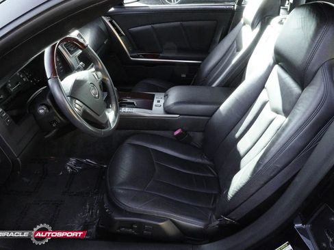 Used 2005 Cadillac XLR image 17