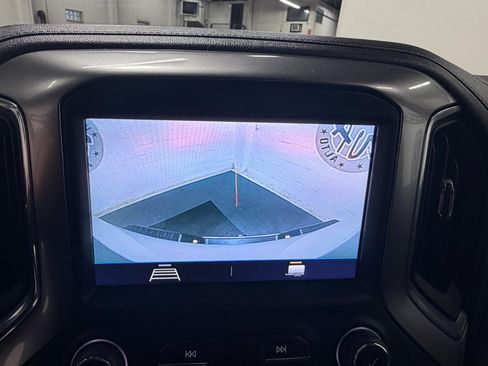 Used 2022 Chevrolet Silverado 2500 LT w/ Convenience Package image 40