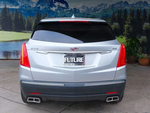Used 2019 Cadillac XT5 FWD image 5