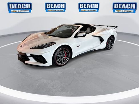 Used 2023 Chevrolet Corvette Stingray Premium Cpe RWD image 4
