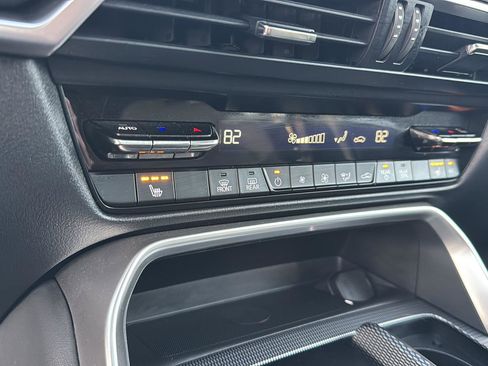 Used 2024 MAZDA CX-90 Plug-In Hybrid w/ Premium Pkg image 23