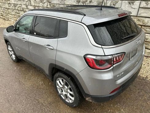 Certified 2023 Jeep Compass Latitude w/ Sun and Sound Group image 4