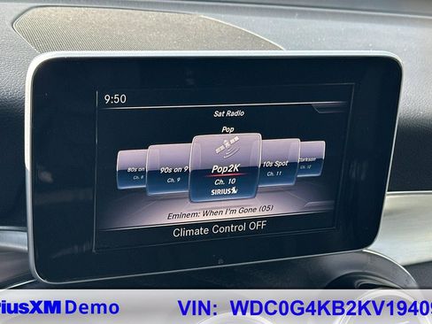 Used 2019 Mercedes-Benz GLC 300 4MATIC image 26