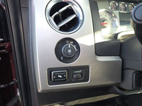 Used 2010 Ford F150 Lariat image 16