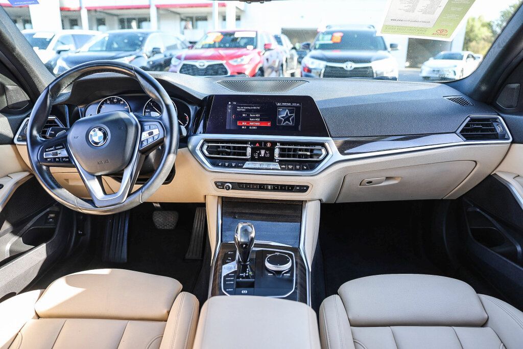 Used 2019 BMW 330i Sedan w/ Convenience Package RWD image 2