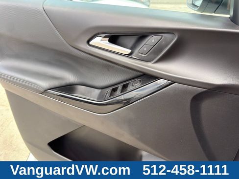 Used 2026 Chevrolet Equinox LT AWD/4WD image 22