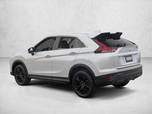 Used 2022 Mitsubishi Eclipse Cross LE AWD/4WD image 8
