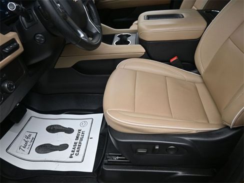 Used 2024 Chevrolet Tahoe Premier image 15