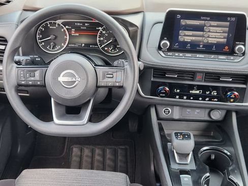 Used 2023 Nissan Rogue SV FWD image 26