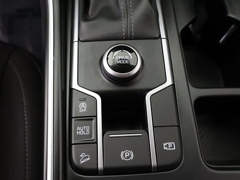 Used 2024 Kia Sorento LX FWD image 49