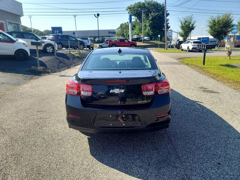 Used 2014 Chevrolet Malibu LT w/ Power Convenience Package image 6